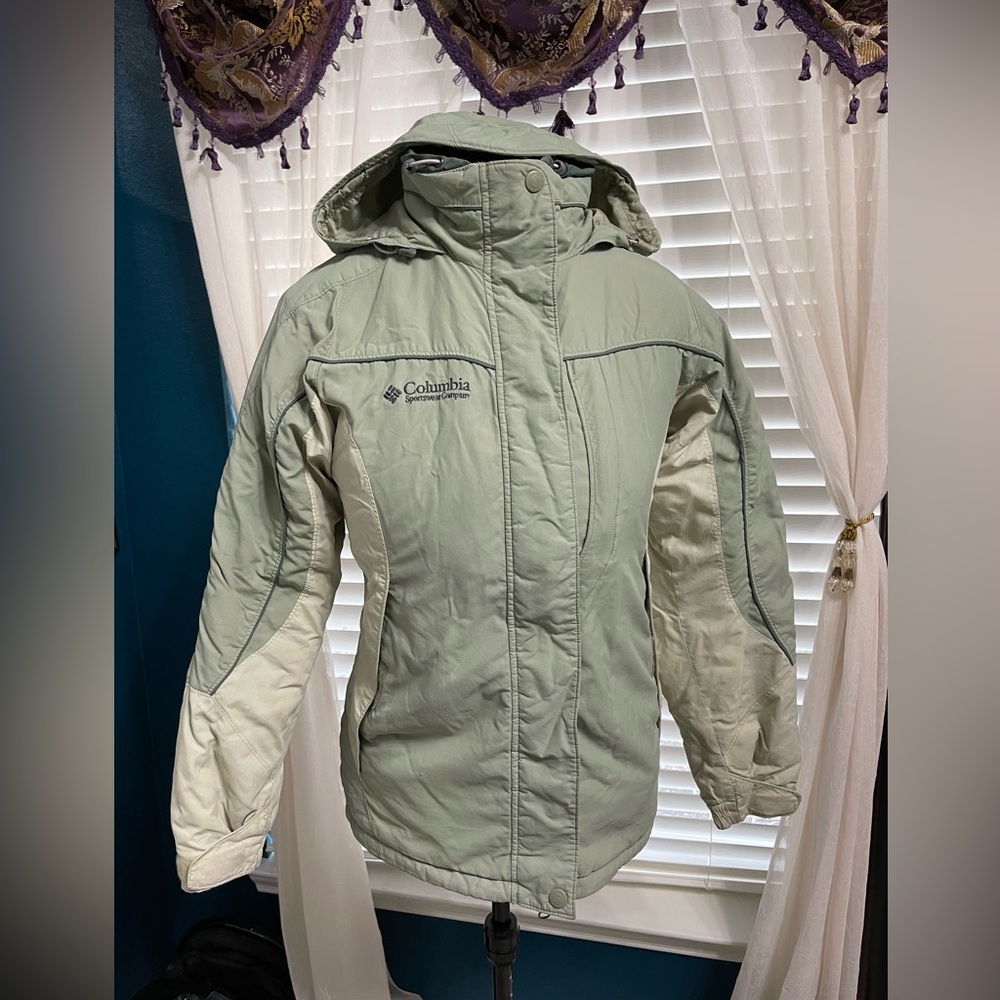 Columbia Jacket - Picture 7 of 8